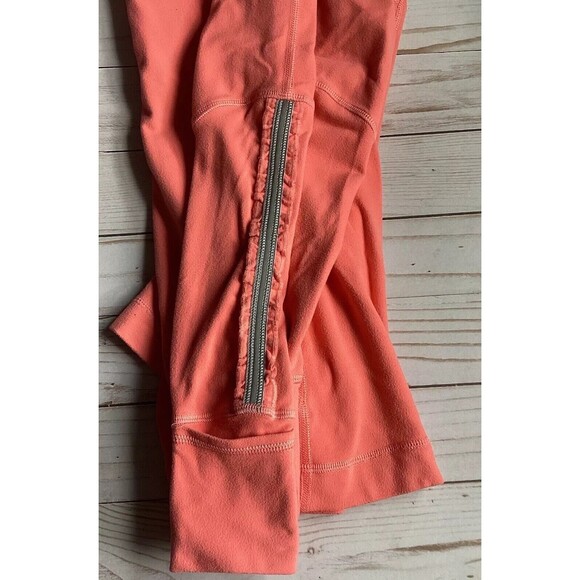 Lululemon Coral Lightweight 1/4 Zip Jacket W/Ruche Sleeve Detail Thumb Hole SZ 8 - Picture 7 of 7